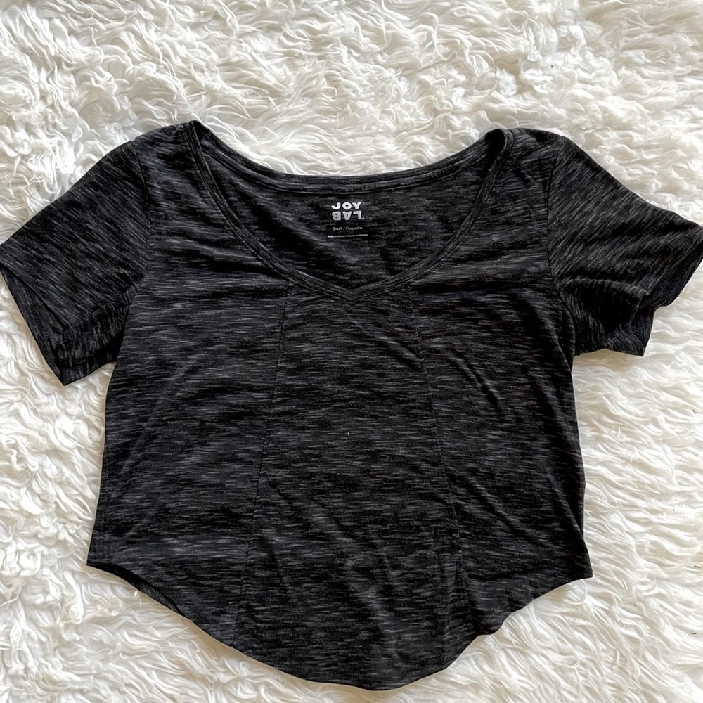 Short sleeve workout top